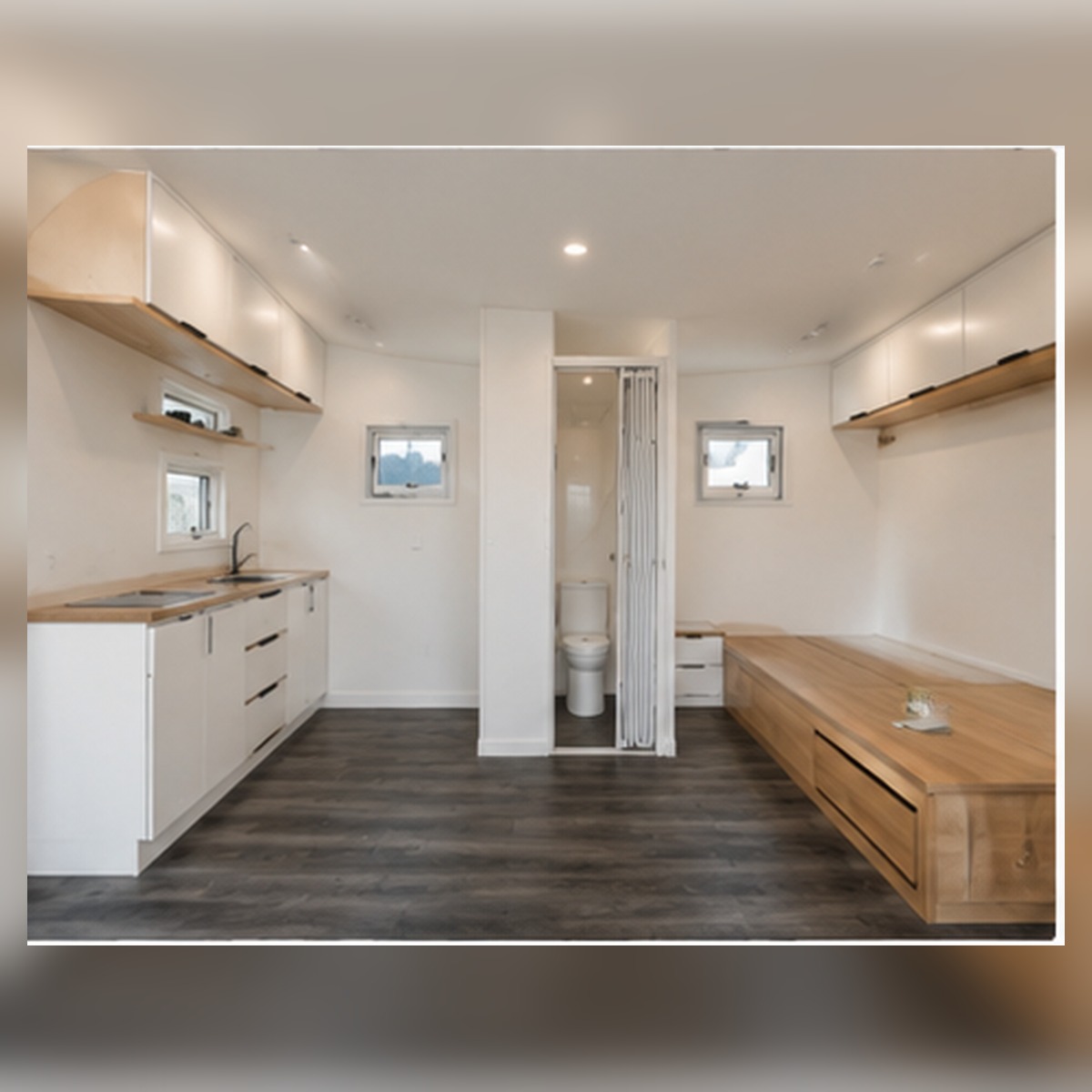 Outdoor Living and Working Tiny House 20ft - Image 9