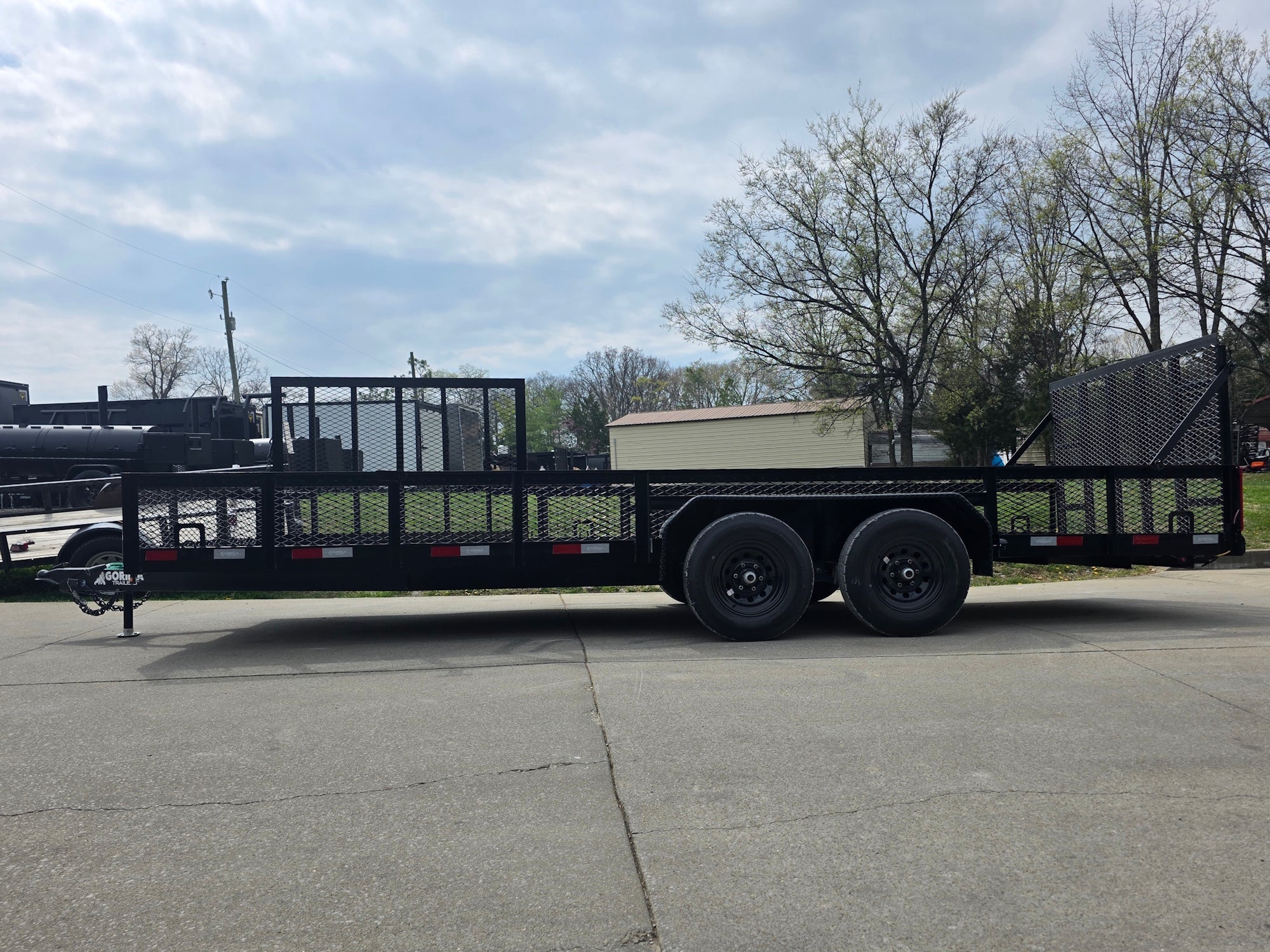 7x20 Powder Coated Utility Trailer with Side Gate and 18" Mesh (2) 5,200lb Axles - Image 7